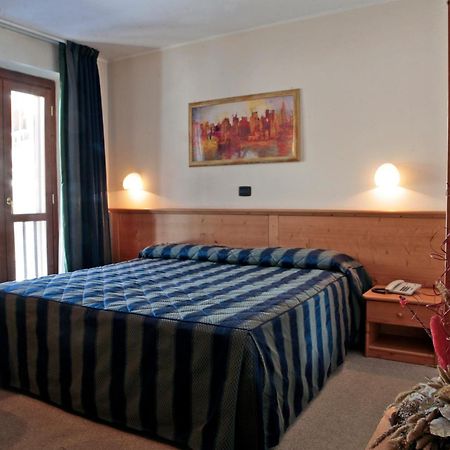Hotel Alpechiara Pré-Saint-Didier Eksteriør bilde