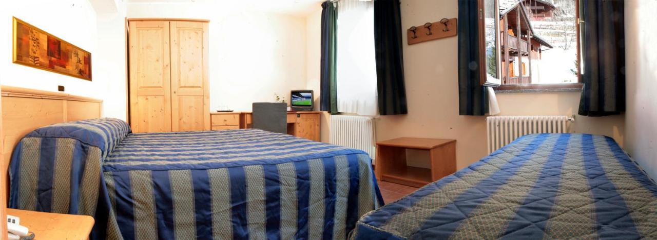 Hotel Alpechiara Pré-Saint-Didier Eksteriør bilde