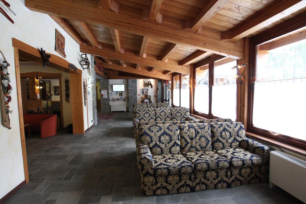 Hotel Alpechiara Pré-Saint-Didier Eksteriør bilde