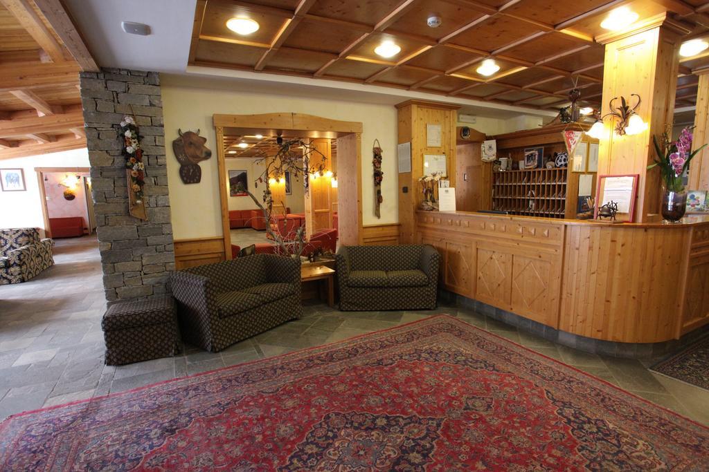 Hotel Alpechiara Pré-Saint-Didier Eksteriør bilde