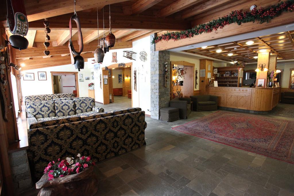 Hotel Alpechiara Pré-Saint-Didier Eksteriør bilde