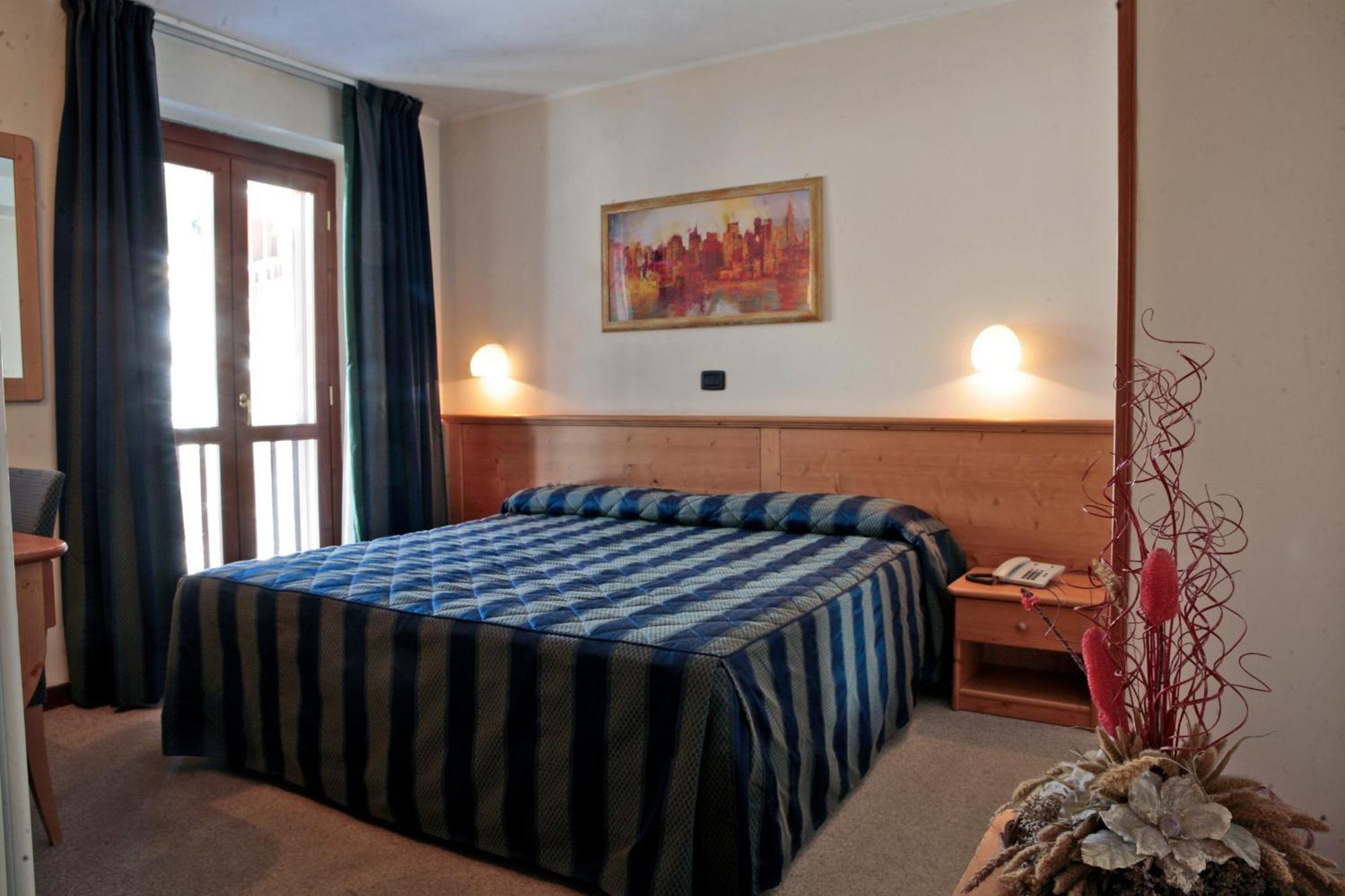 Hotel Alpechiara Pré-Saint-Didier Eksteriør bilde
