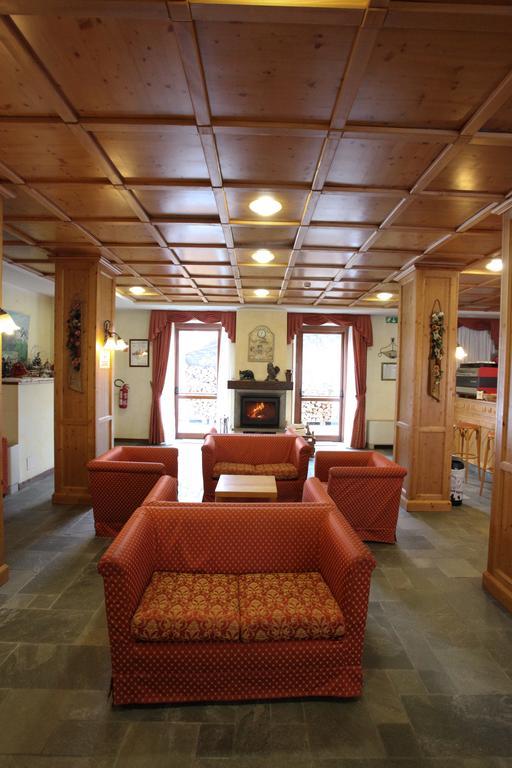 Hotel Alpechiara Pré-Saint-Didier Eksteriør bilde